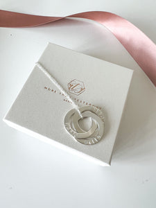Triple Personalised Interlocking Necklace- Handwriting Font