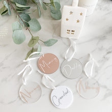 Load image into Gallery viewer, Family Bauble Decoration