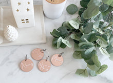 Load image into Gallery viewer, Personalised Rose Gold Keyring